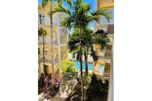 10001 W Bay Harbor Dr 302 Bay Harbor Islands, FL 33154 - MLS#A11940916