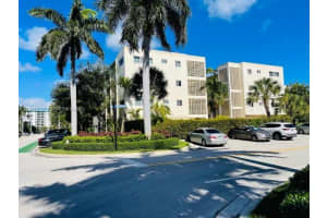 10001 W Bay Harbor Dr 302 Bay Harbor Islands, FL 33154 - MLS#A11940916