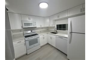 2998 Nw 48th Ter 224 Lauderdale Lakes, FL 33313 - MLS#A11940946