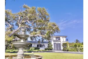 2611 S Indian River Dr, Fort Pierce