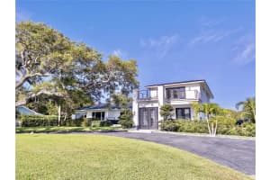 2611 S Indian River Dr Fort Pierce, FL 34950 - MLS#A11940964