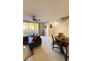 2279 Ne 42nd Cir Homestead, FL 33033 - MLS#A11941002