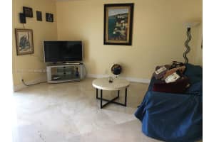 9316 Nw 8th Cir Plantation, FL 33324 - MLS#A11941037