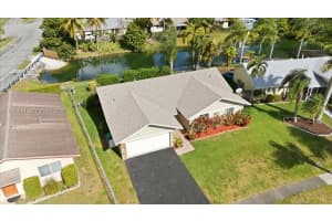 9349 Nw 47th St Sunrise, FL 33351 - MLS#A11941041