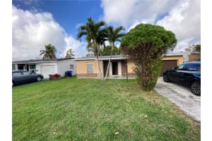 851 Sw 63rd Way 851 North Lauderdale, FL 33068 - MLS#A11941099