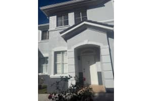 7325 Nw 174 Te 104 Miami Lakes, FL 33015 - MLS#A11941110