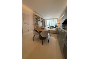 1300 Brickell Bay Dr Miami, FL 33131 - MLS#A11941148