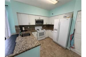 810 NE 212th Terrace APT 2, Miami, FL 33179, - MLS#A11941179