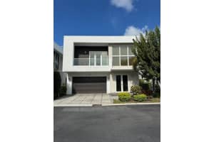 7515 Nw 97th Ct 7515 Doral, FL 33178 - MLS#A11941181