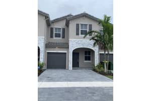 1271 Se 27th Ter 1271 Homestead, FL 33035 - MLS#A11941205