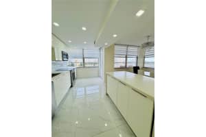 18041 Biscayne Blvd *boat Slip & Unit* 1605 Aventura, FL 33160 - MLS#A11941218