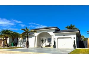 14531 Sw 180th Ter Miami, FL 33177 - MLS#A11941221