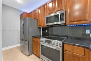 2249 Ne 9th Ave Wilton Manors, FL 33305 - MLS#A11941265