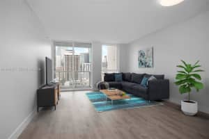 Vizcayne, 244 Biscayne Blvd APT 2107, Miami, FL 33132, - MLS#A11941377