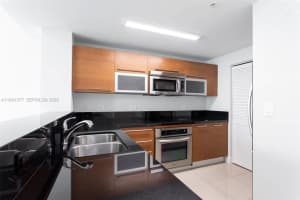 Vizcayne, 244 Biscayne Blvd APT 2107, Miami, FL 33132, - MLS#A11941377