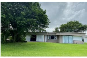 6105 Royal Poinciana Ln Tamarac, FL 33319 - MLS#A11941379