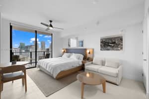 159 Ne 6th St 3512 Miami, FL 33132 - MLS#A11941395