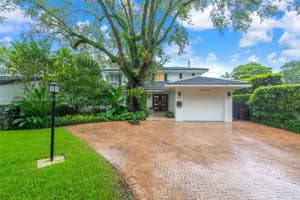 1030 Manati Ave Coral Gables, FL 33146 - MLS#A11941472