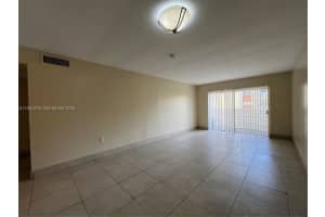 3700 Nw 21st St 304 Lauderdale Lakes, FL 33311 - MLS#A11941478