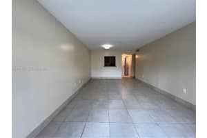 3700 Nw 21st St 304 Lauderdale Lakes, FL 33311 - MLS#A11941478