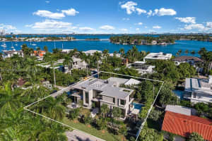 375 S Hibiscus Dr Miami Beach, FL 33139 - MLS#A11941589