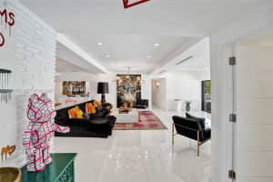 19130 Ne 21st Ave North Miami Beach, FL 33179 - MLS#A11941605