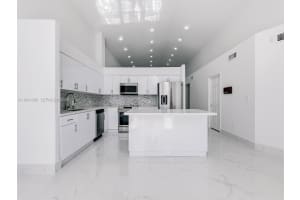 8714 Nw 153rd Ter Miami Lakes, FL 33018 - Off Market