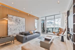 300 Biscayne Blvd Way 5105w Miami, FL 33131 - MLS#A11941612