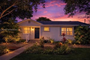 3015 Sw 24th Ter Miami, FL 33145 - MLS#A11941691