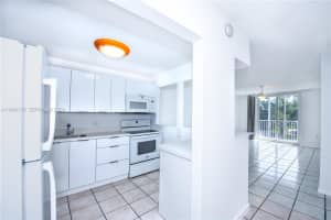 16950 W Dixie Hwy B320 North Miami Beach, FL 33160 - MLS#A11941715