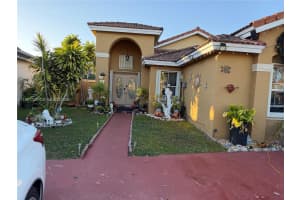 1062 Nw 133rd Ave Miami, FL 33182 - MLS#A11941754