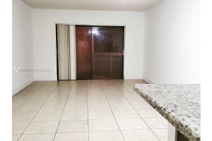 8290 Lake Dr 408 Doral, FL 33166 - MLS#A11941810