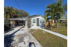 953 Ne 37th St, Oakland Park