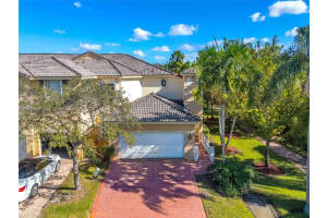 5505 Nw 112th Path 5505 Doral, FL 33178 - MLS#A11941897