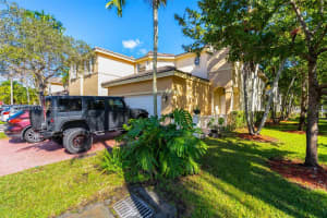 5505 Nw 112th Path 5505 Doral, FL 33178 - MLS#A11941897