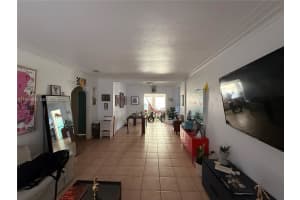 2426 Sw 17th Ave Miami, FL 33145 - MLS#A11941906