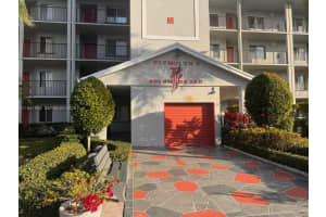 801 Sw 138th Ave 106e Pembroke Pines, FL 33027 - MLS#A11941908