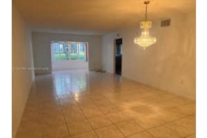 801 Sw 138th Ave 106e Pembroke Pines, FL 33027 - MLS#A11941908