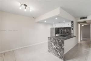 251 SW 132nd Way #114h, Pembroke Pines, FL 33027, - MLS#A11941943