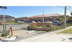 7801 W 36th Ave 101, Hialeah