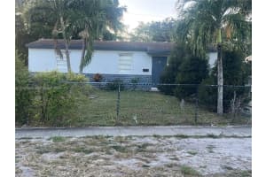 700 N 68th Way, Hollywood