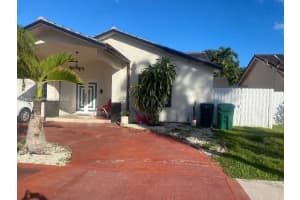 17075 Sw 145th Ave Miami, FL 33177 - MLS#A11942094