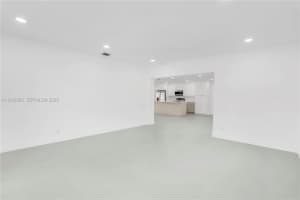 2270 Nw 32nd Ter Lauderdale Lakes, FL 33311 - Off Market