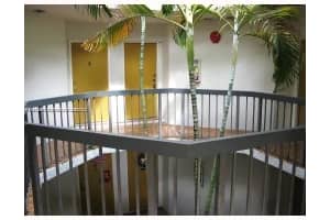 9421 Fontainebleau Blvd 204 Miami, FL 33172 - MLS#A11942104