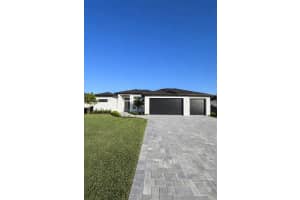 721 Nw 37th Ave Cape Coral, FL 33993 - MLS#A11942106