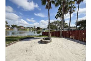 12585 Sw 9th Pl, Davie