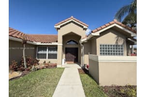 12585 Sw 9th Pl Davie, FL 33325 - MLS#A11942113