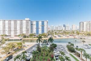 500 Bayview Dr APT 617, Sunny Isles Beach, FL 33160, Sold 06/09/26