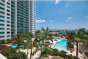 253 Ne 2nd St 1107, Miami