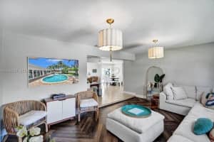 2080 Ne 65th St Fort Lauderdale, FL 33308 - MLS#A11942221